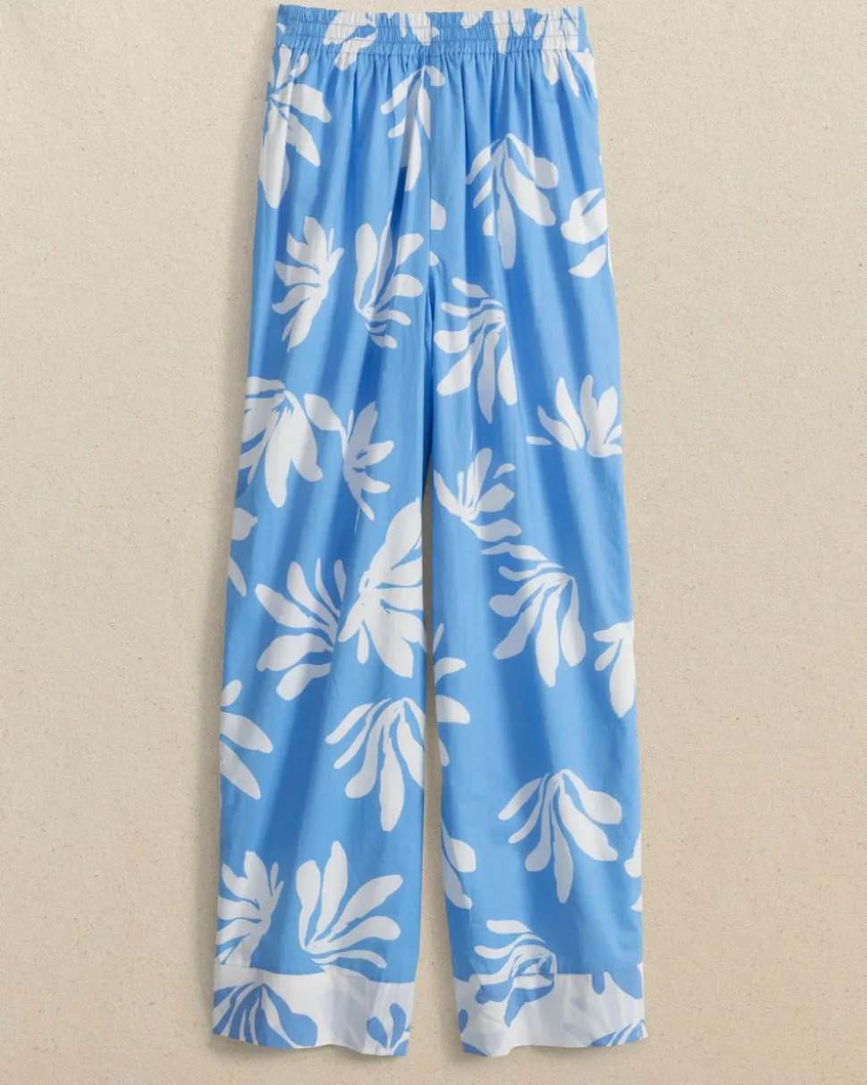 Avery Leafy Luxe Printed Pant